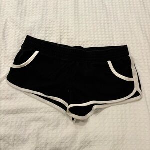 No boundaries black and white shorts